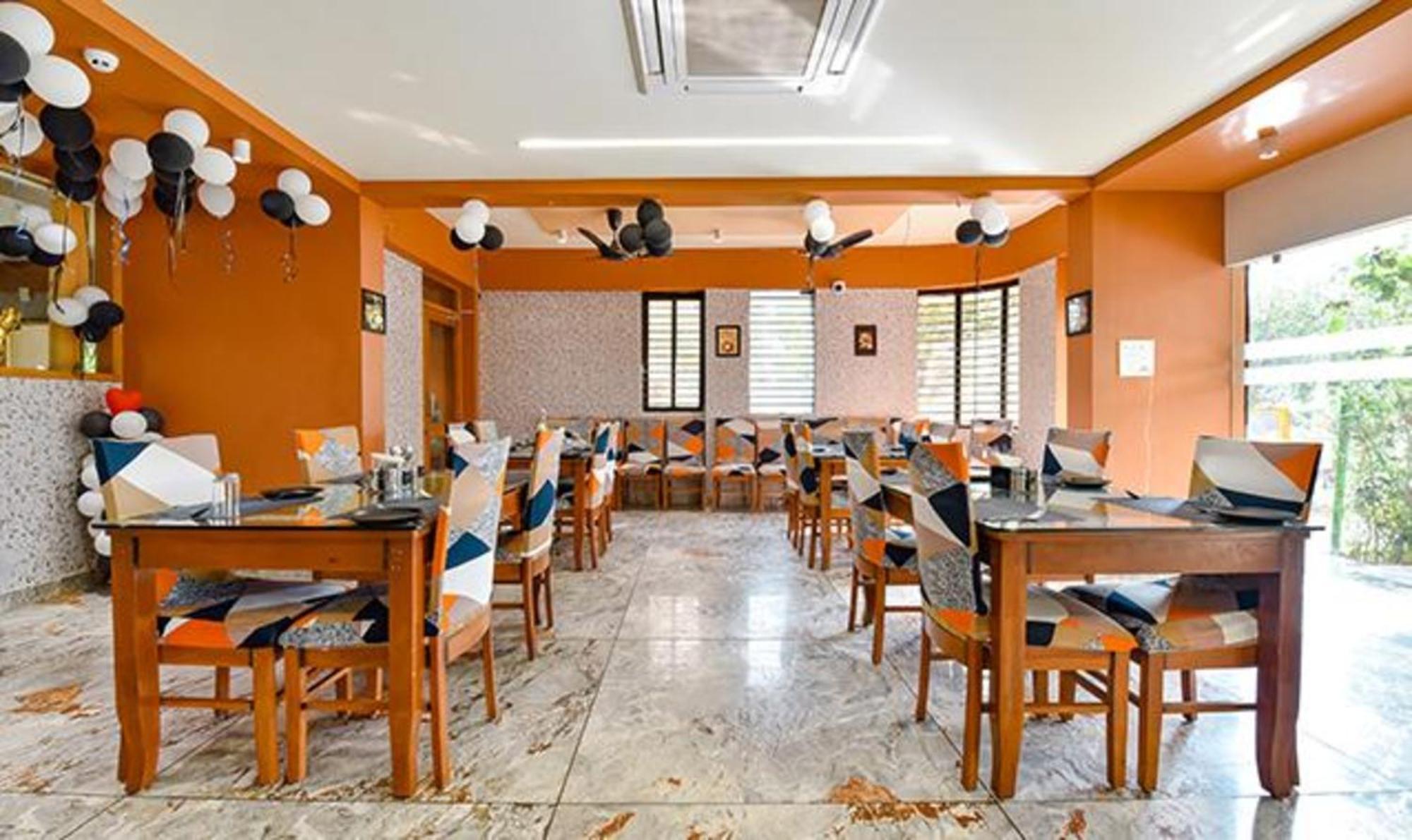 Fabhotel Siddharth Corporate - Vavol, Гандинагар Екстериор снимка