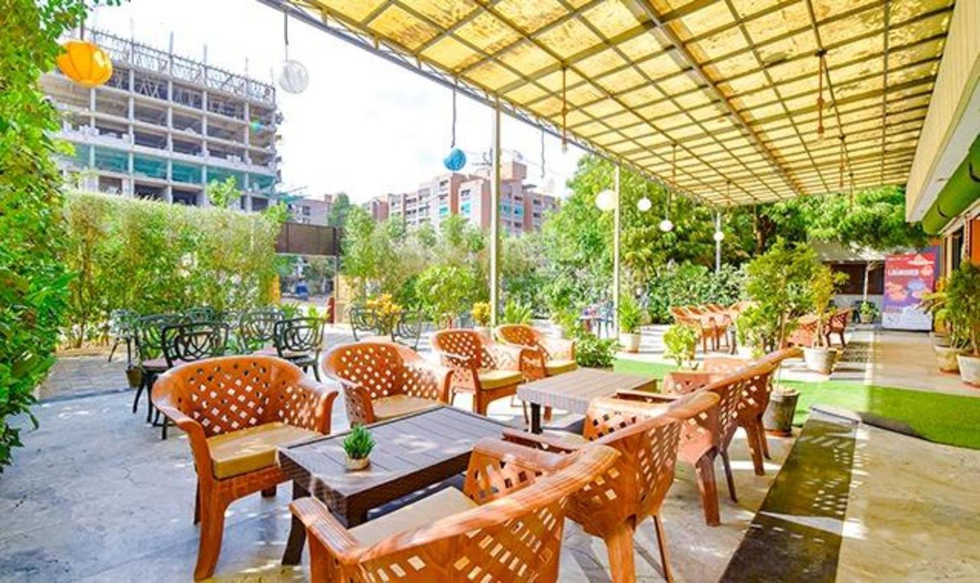 Fabhotel Siddharth Corporate - Vavol, Гандинагар Екстериор снимка